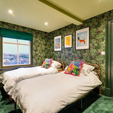 Park House, * Whitby