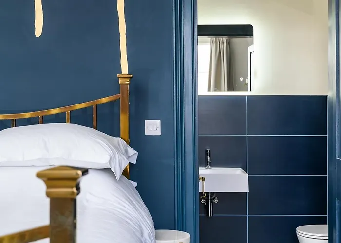 Semesterbostad Park House, *